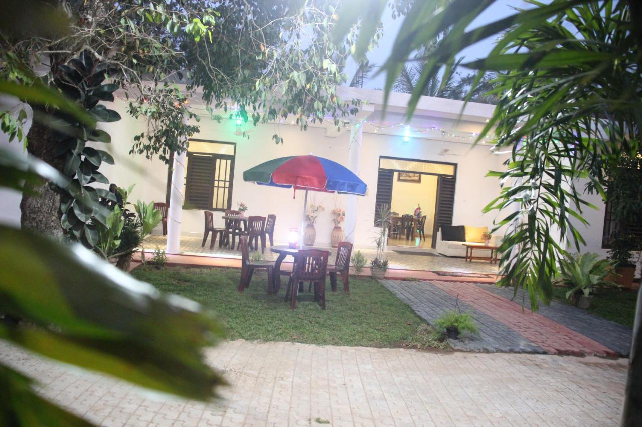 Miheen Hotel & Resort - Anuradhapura Михинтейл Екстериор снимка